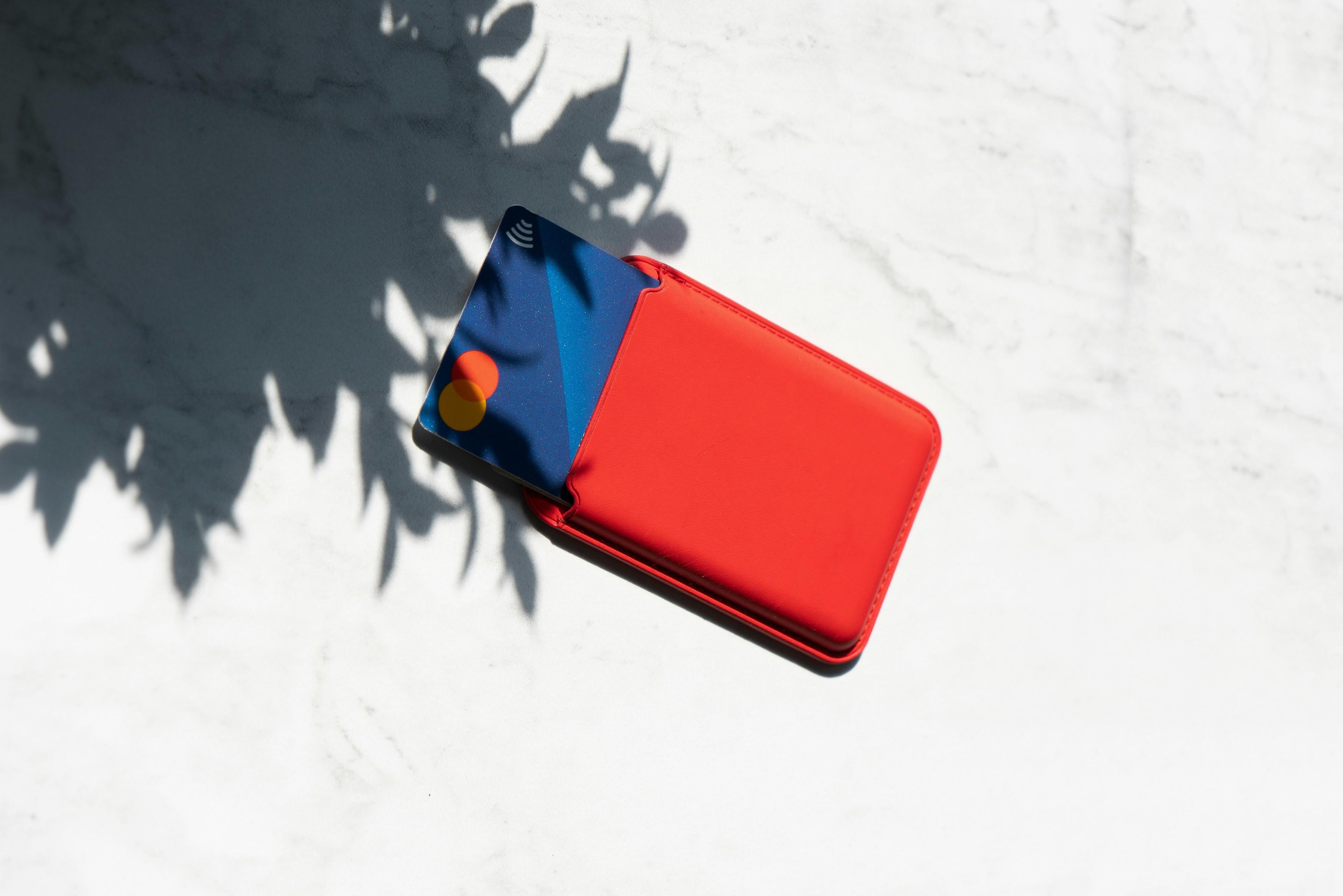 Kann man ein MiFinity eVoucher mit einer Debit- oder Kreditkarte kaufen? Kann man ein MiFinity eVoucher mit einer Debit- oder Kreditkarte kaufen?